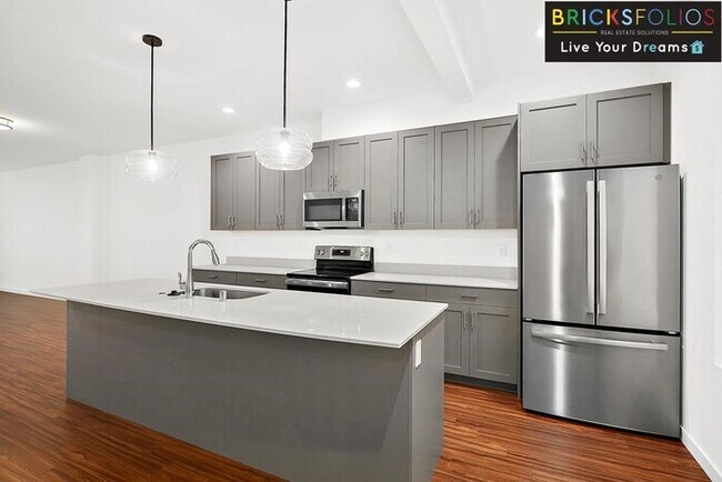 Foto del edificio - A move-in-ready gem nestled on Sunset Blvd!