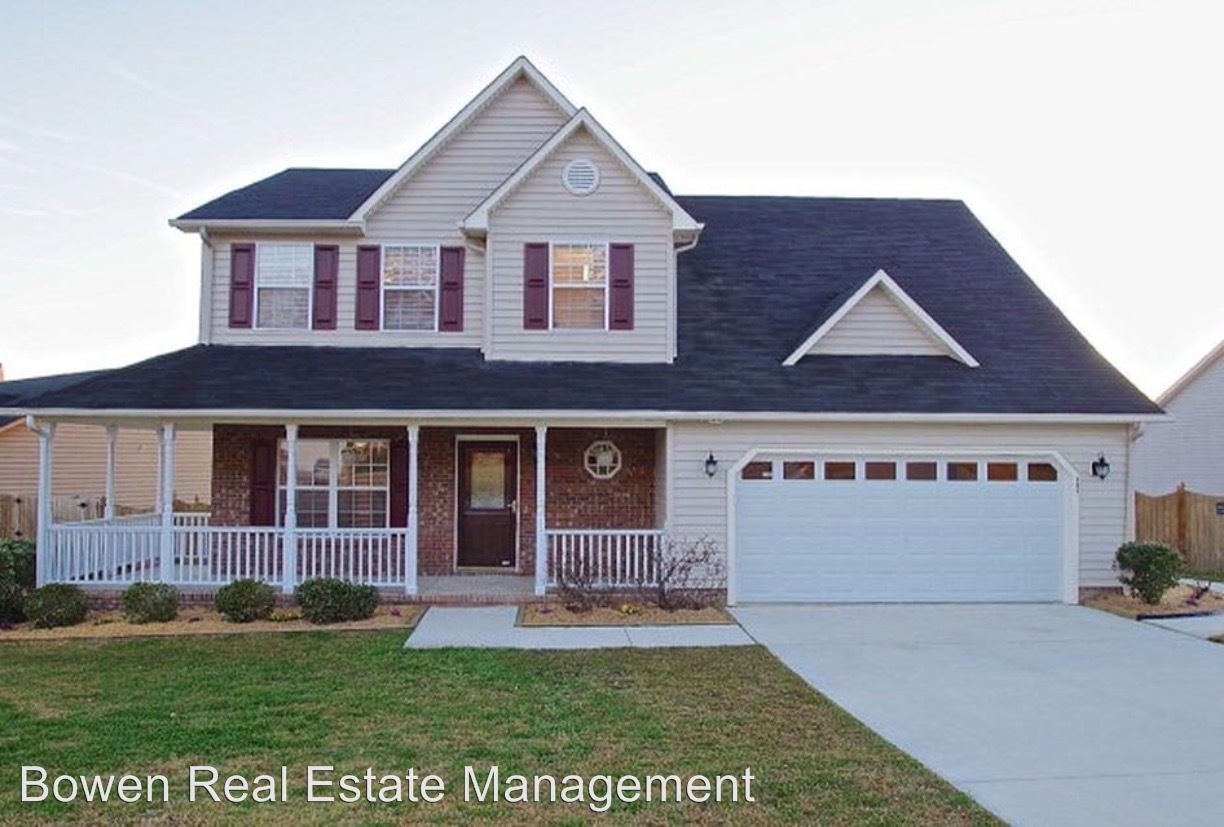 Primary Photo - 404 Southbridge Dr