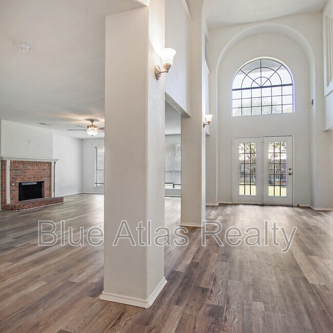 Building Photo - 5717 Parkwood Trail