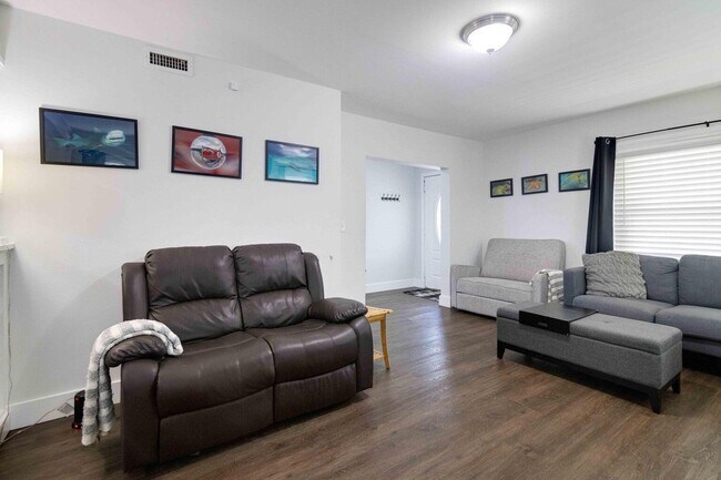 Foto del edificio - 915 3rd St