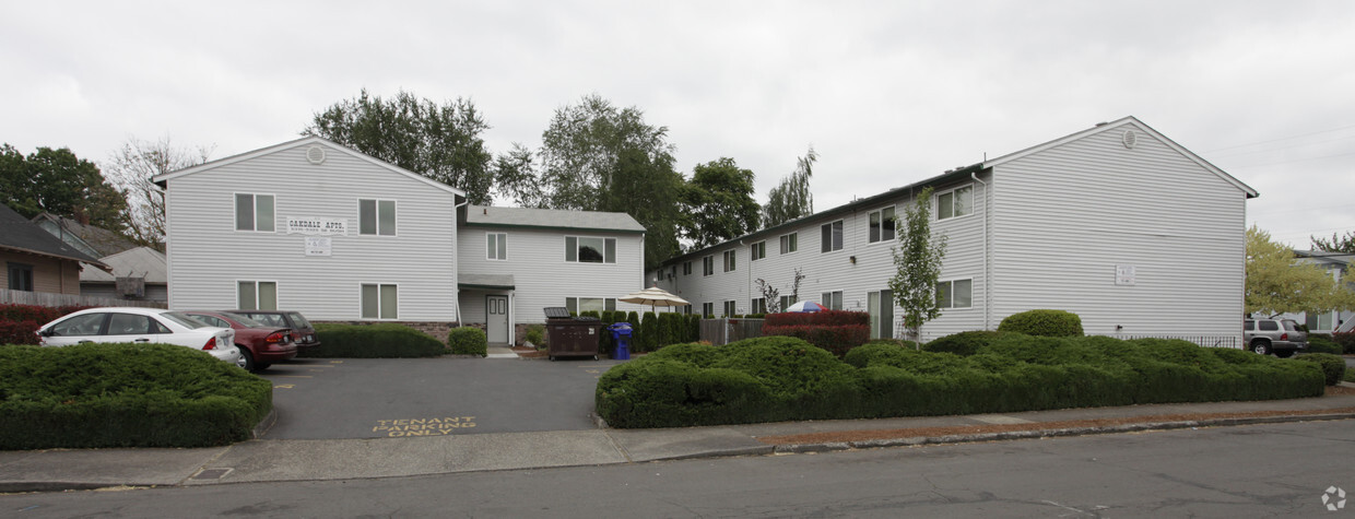 Building Photo - Oakdale Apartments