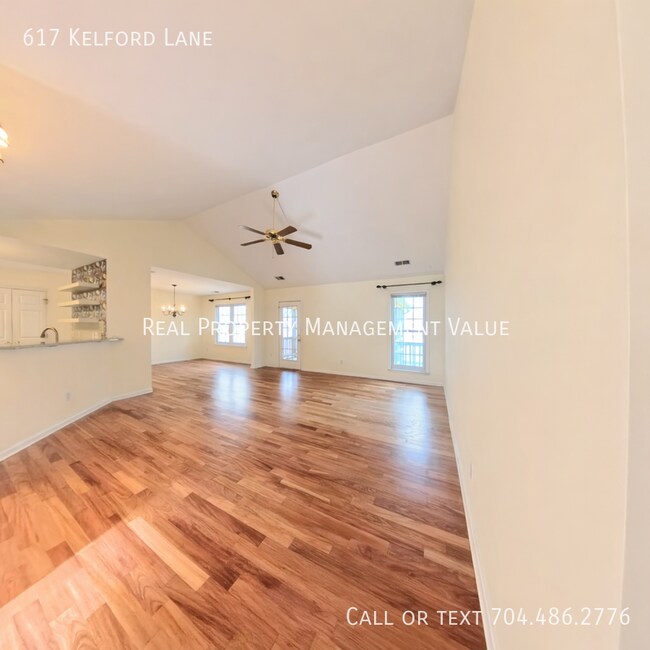 Foto del edificio - 617 Kelford Ln