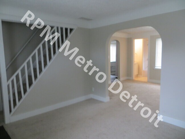 Building Photo - 3 Bedroom Bungalow in Taylor