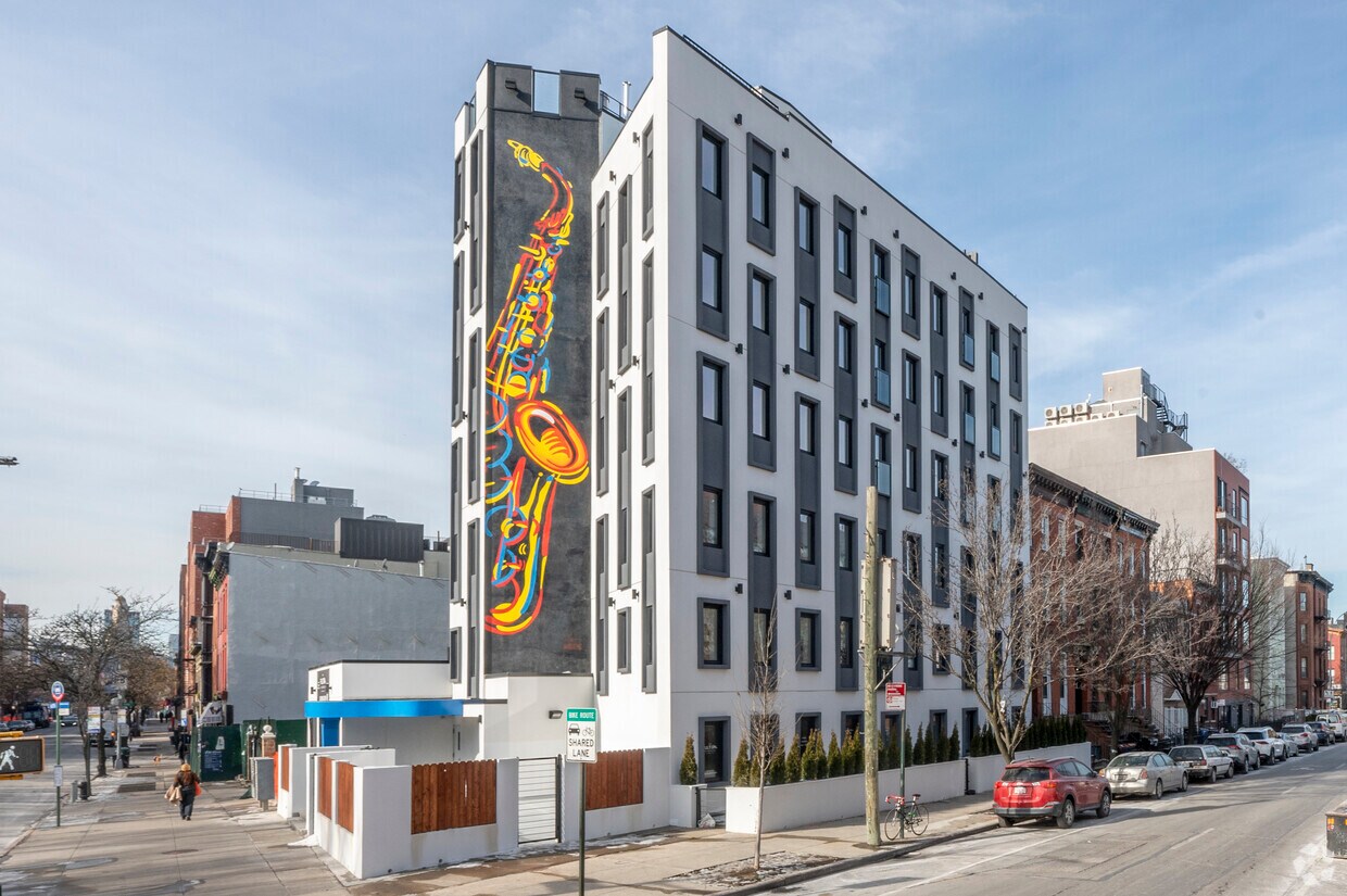 1079 Fulton St - 1069-1071 Fulton St