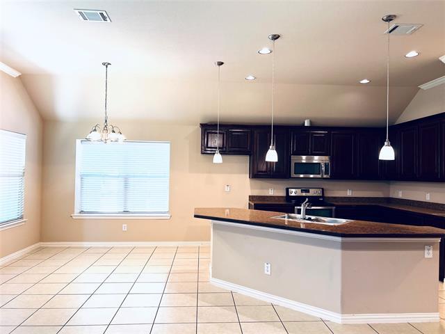 Foto del edificio - 217 Creekwood Dr