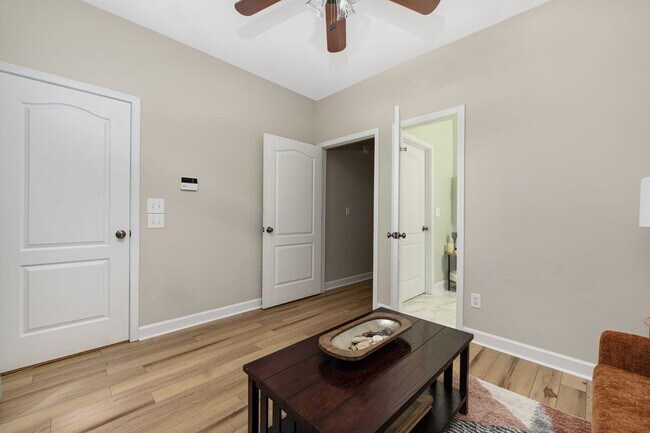 Foto del edificio - Stylish 3-bedroom townhome in Vermillion in Hustersville
