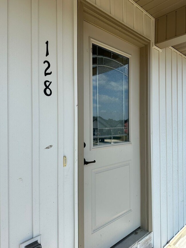 Building Photo - Now LEASING in Summit Pass! Available July...