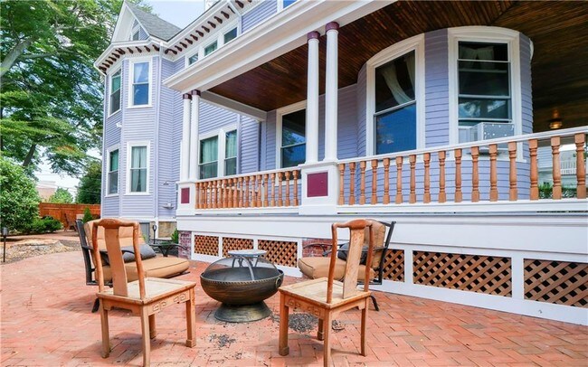 Foto del edificio - 18 Rhode Island Ave