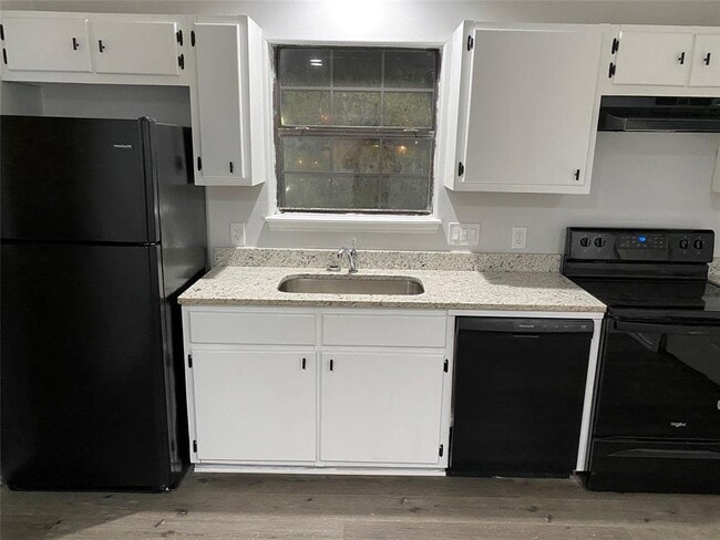 Foto del edificio - 309 S Avenue C Ave