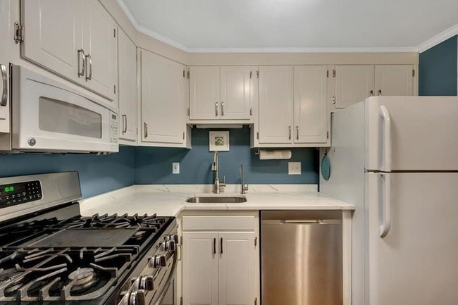 Kitchen - 241 Main St