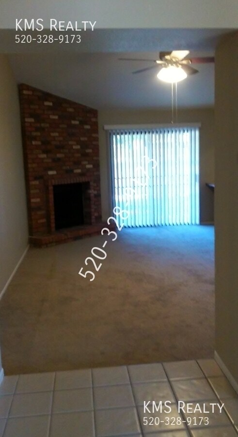 Building Photo - 5451 S Southern Oak Dr