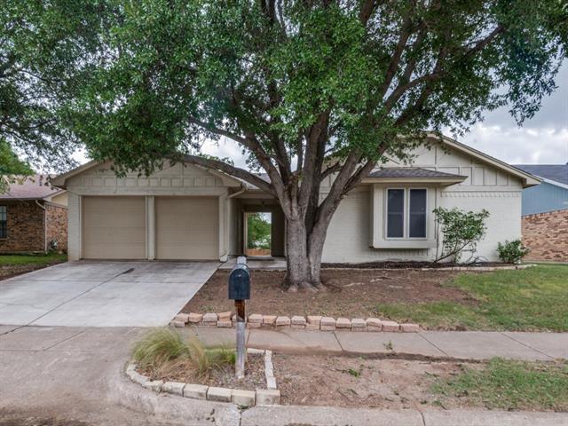 Foto principal - 7804 Pebblebrook Dr
