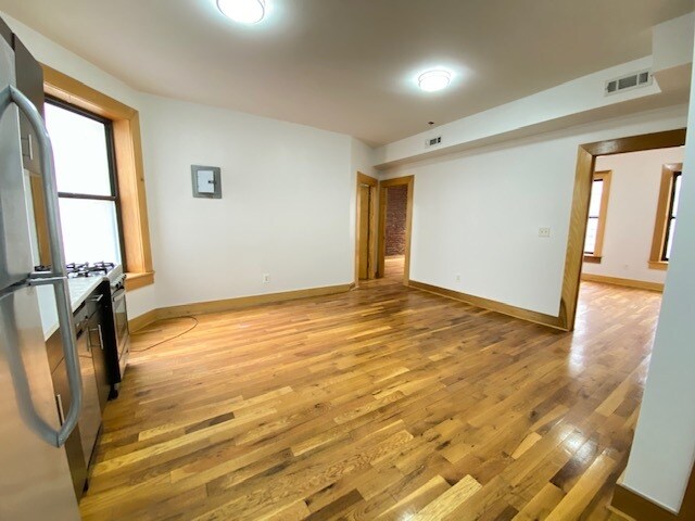 Foto del edificio - 1049-1053 Sterling Pl