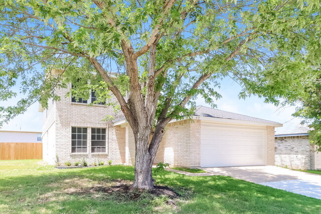 Building Photo - 917 Salida Dr