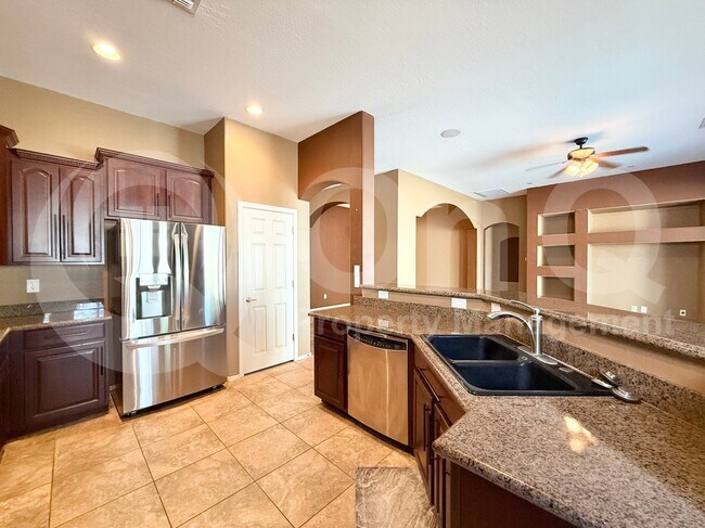 Building Photo - 4512 W Venture Ct