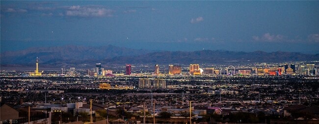 Building Photo - 552 Parkwind Ln