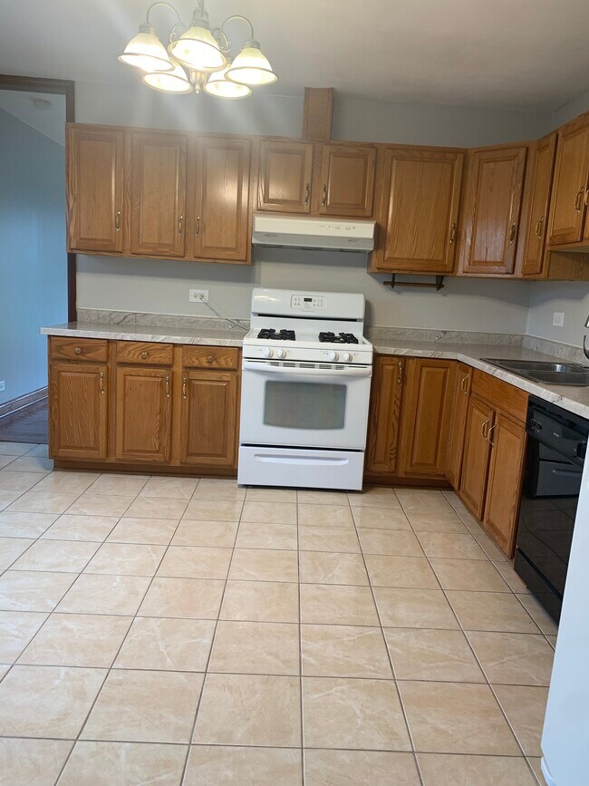Building Photo - 2606 Grouse Ln