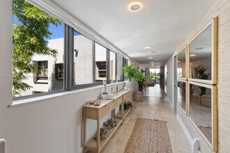 Building Photo - 141 Crandon Blvd