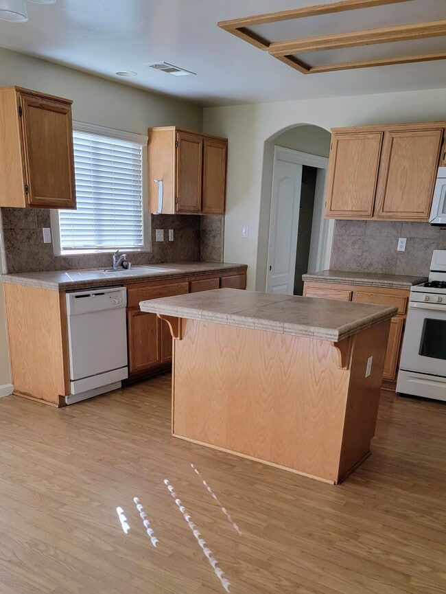 Building Photo - 8308 Libby Ct