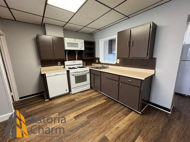 Foto del edificio - New 1BD/1BA + Den Townhouse in Southwest B...