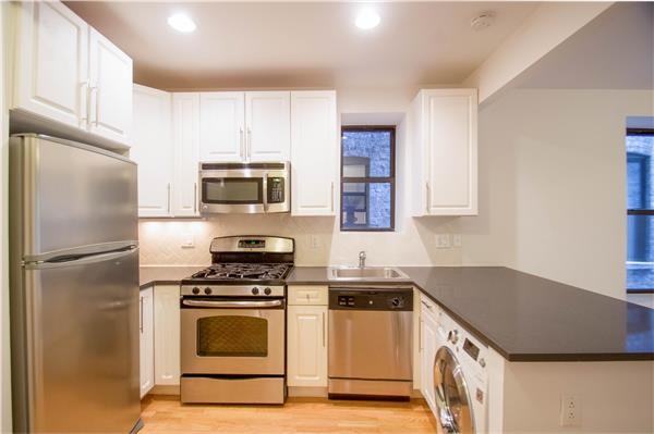 Foto del edificio - 305 W 150th St