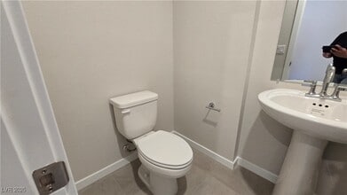 Building Photo - 853 Angwin Ln