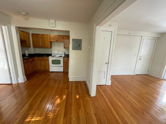 Foto del edificio - 67-69-69 S Main St