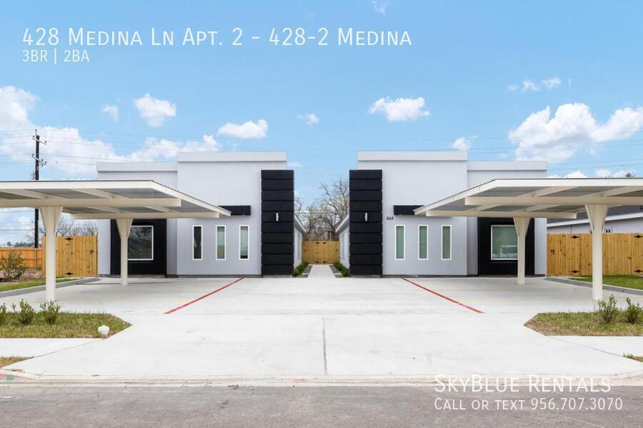 Foto principal - 428 Medina Drive Service Rd