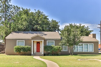 Building Photo - 2517 33rd St