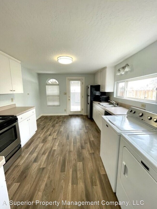 Foto del edificio - 2 br, 1 bath House - 224 SE Scott Street