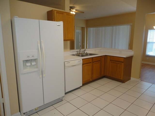 Building Photo - 10415 Paragon Place