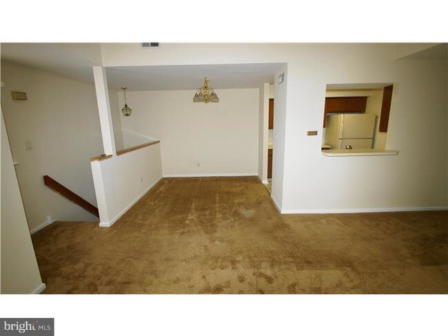 Foto del edificio - 45015 Bennett Pl