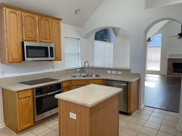 Building Photo - 5033 Enclave Ct