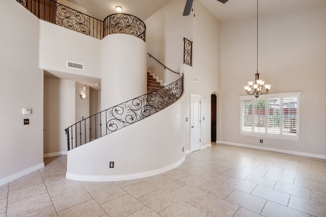 Building Photo - 5500 Dennis Cavin Ln