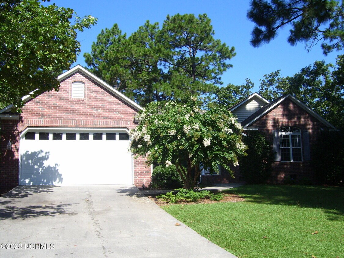 3 Topaz Ln, Pinehurst, NC 28374 House Rental in Pinehurst, NC