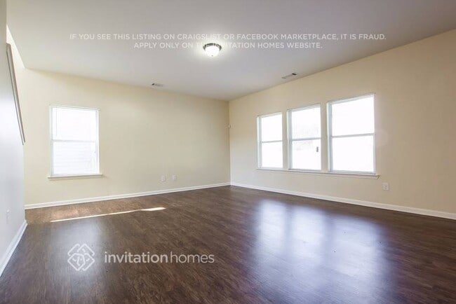 Foto del edificio - 4263 Violet Way Ct
