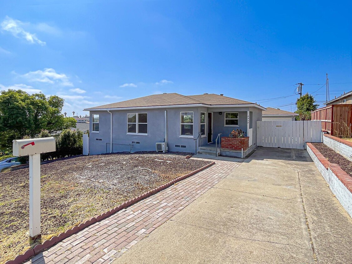 Primary Photo - 5538 Winchester St