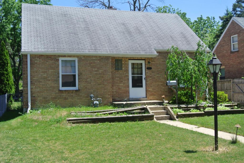 Primary Photo - 1043 Glenwood Ave