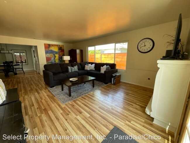 Building Photo - 3 br, 2 bath House - 1502 Sunset Avenue