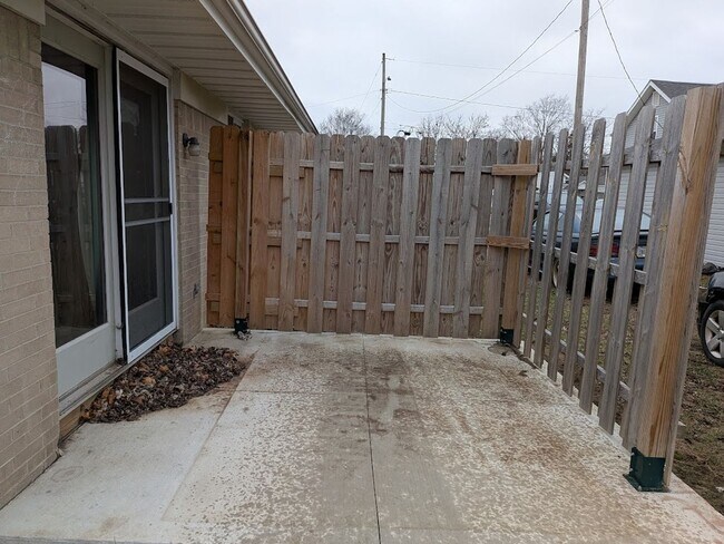 Foto del edificio - Daggett854