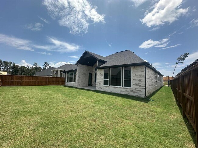 Building Photo - 4859 Antler Run Dr