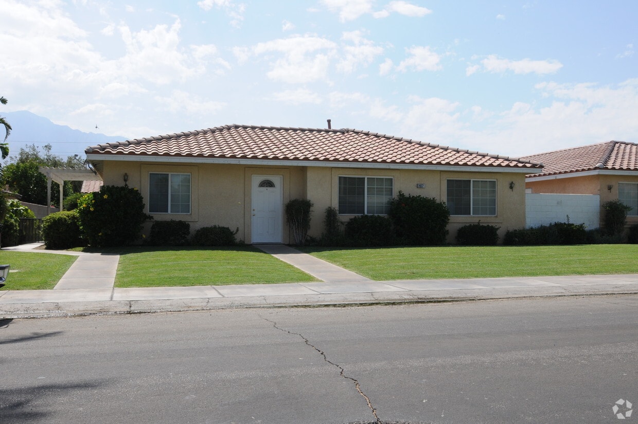 28380 Avenida La Paz, Cathedral City, CA 92234 Houses for Rent