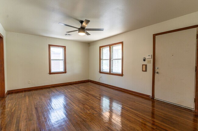 Building Photo - 3 Bedroom Rent to Own Home Available!