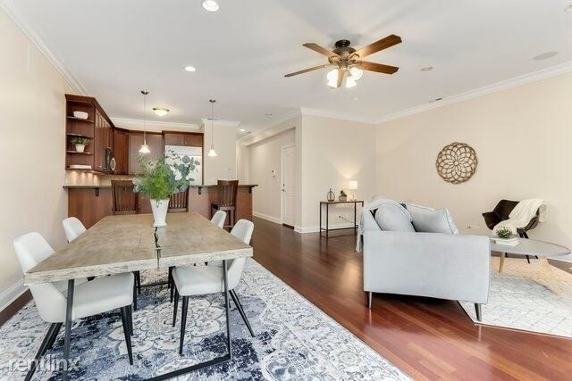 Foto del edificio - 2921 N Lincoln Ave