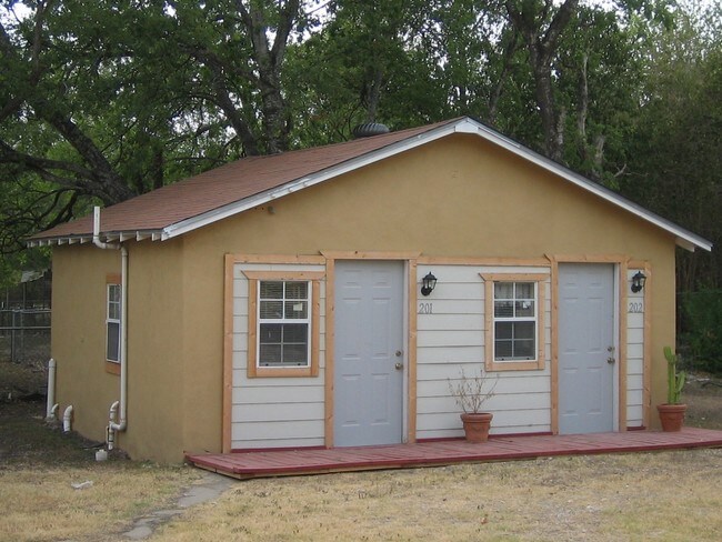 Foto del edificio - 535 Hot Wells Blvd