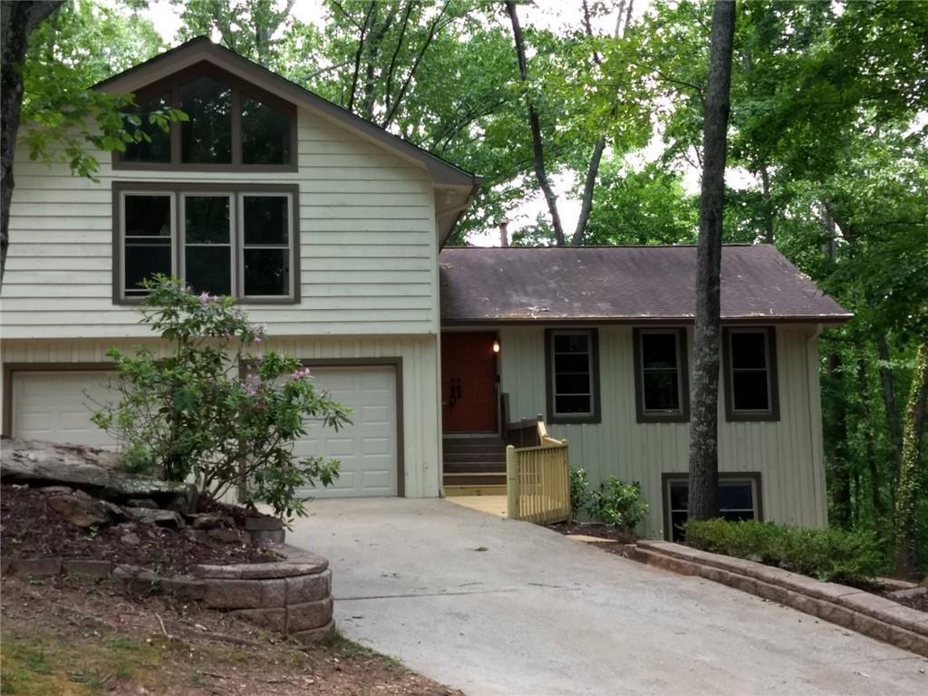 Primary Photo - 2050 Six Branches Dr