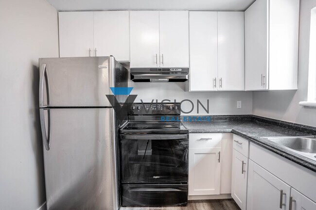 Building Photo - 1071 W Wenco Dr