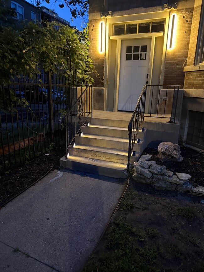 Foto del edificio - 7535 S Coles Ave