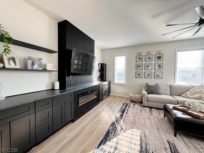 Building Photo - 335 Hackensack St