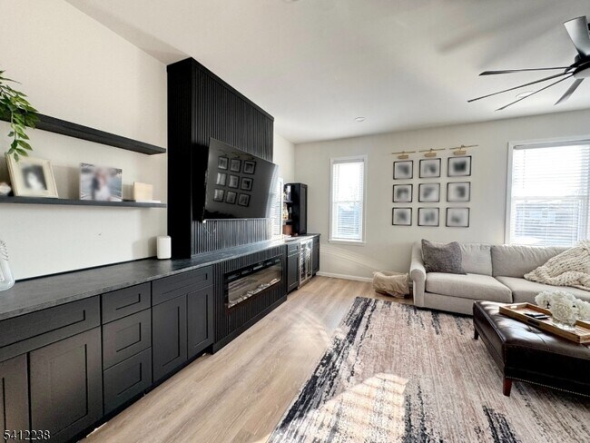 Foto del edificio - 335 Hackensack St